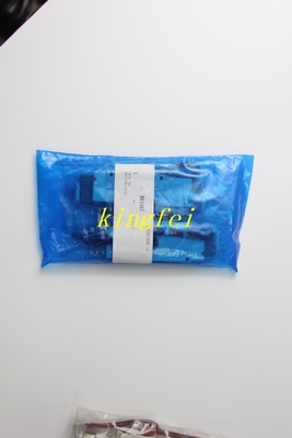 FUJI H63467 VQZ3321BR-5L1-02 NXT 電磁弁 双線5方向電磁弁